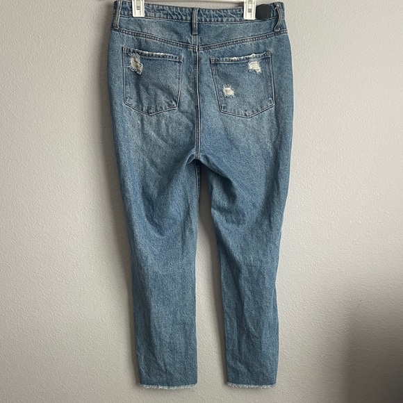 PTCL Stylish Blue Distressed Ankle Jeans - Picture 3 of 11